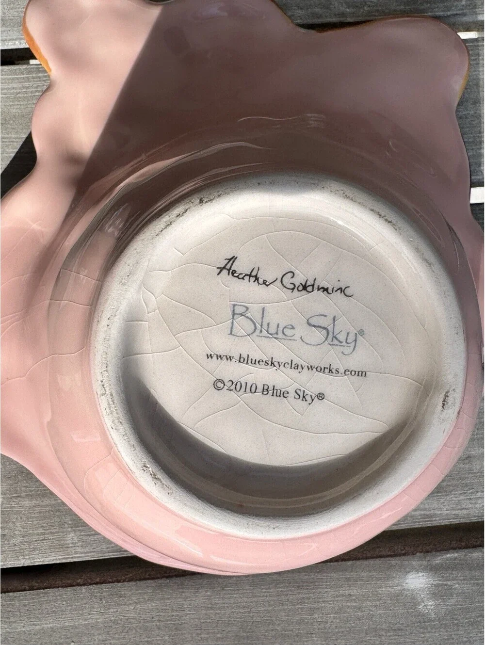 Heather Goldminc Blue Sky Clayworks Flamingo Bowl 2010 Ceramic Pink Hat beach